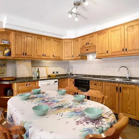 Casa Familia Apartment Guia de Isora (Tenerife)